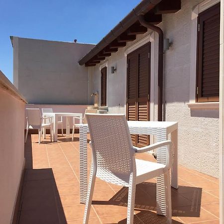 Bed and Breakfast Palazzo Eliss Margherita Di Savoia Exterior foto