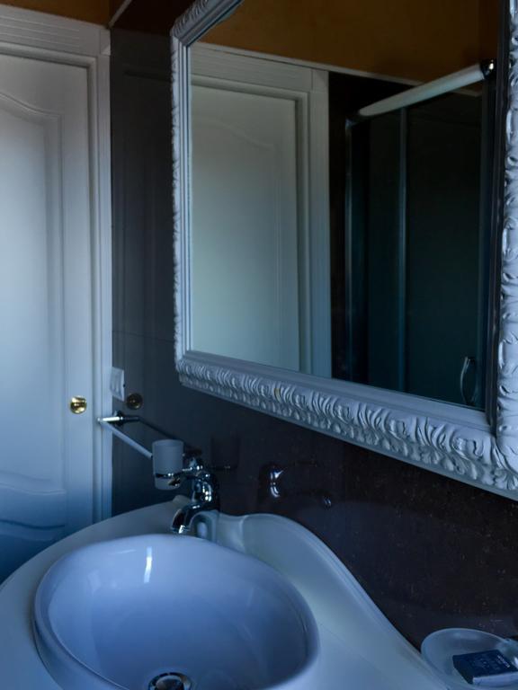 Bed and Breakfast Palazzo Eliss Margherita Di Savoia Zimmer foto