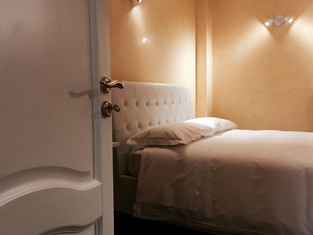 Bed and Breakfast Palazzo Eliss Margherita Di Savoia Exterior foto